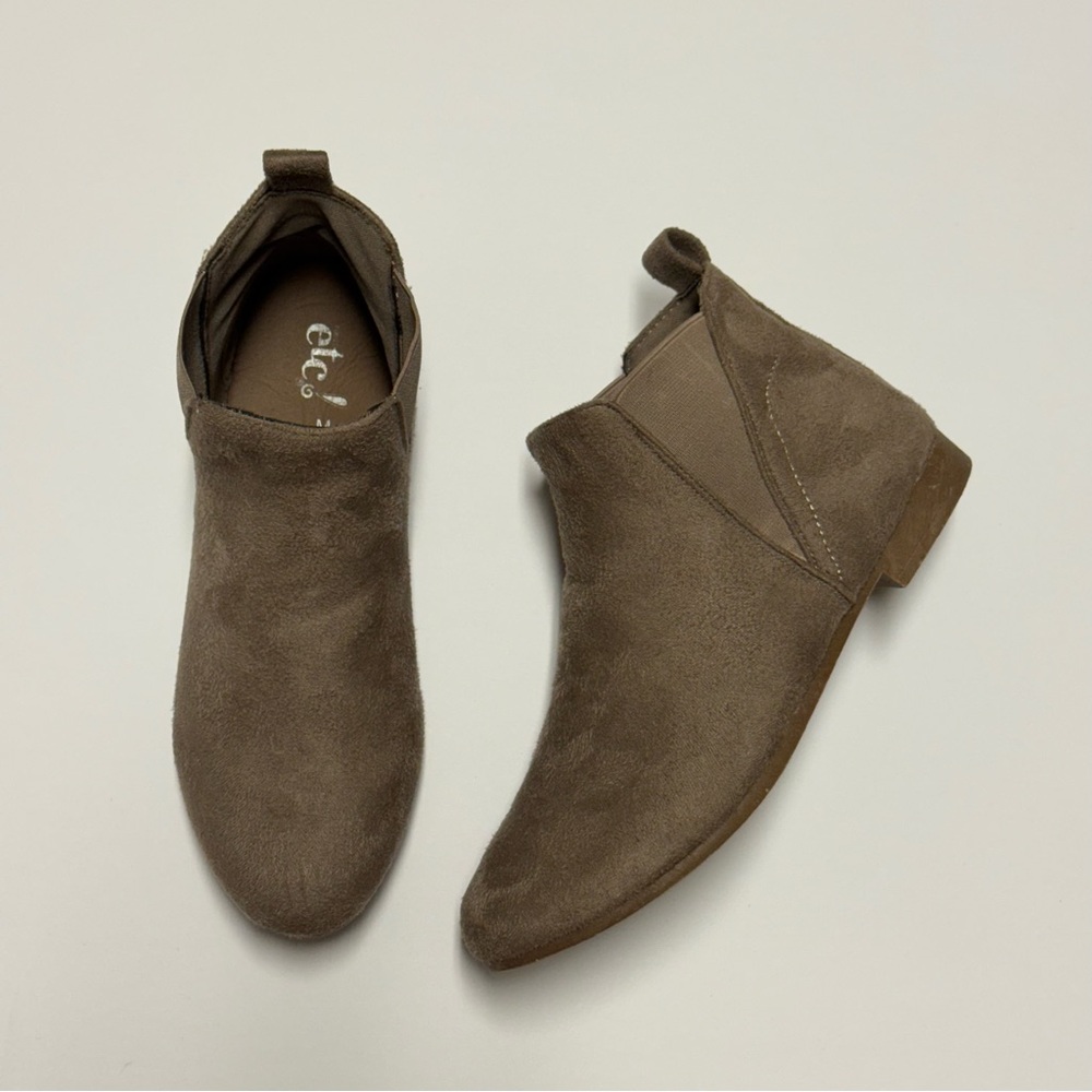 Rue21 Taupe Ankle Boots